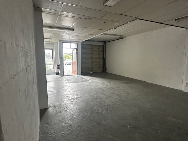 To Let Commercial Property for Rent in Ottery Western Cape